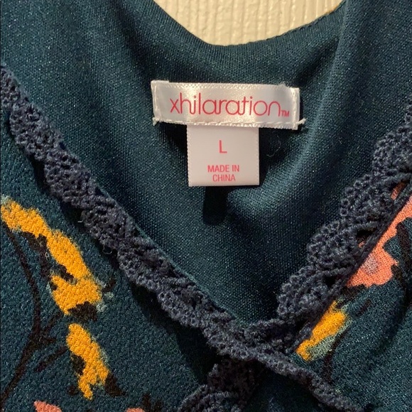 Long sleeve flowy dress - Picture 3 of 3